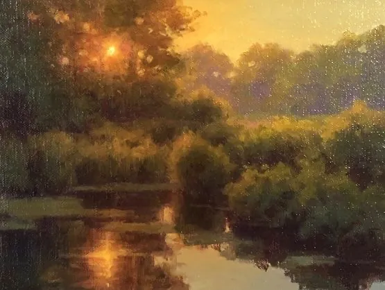 Paisagem tranquila refletida na água